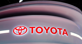 Beneficio de Toyota cae 26% en el primer semestre por impacto del freno de la producción en Japón