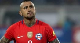 Escándalo con Arturo Vidal y jugadores de Colo-Colo en Chile: los llevaron a la comisaría acusados por un delito de «agresión sexual» en un bar