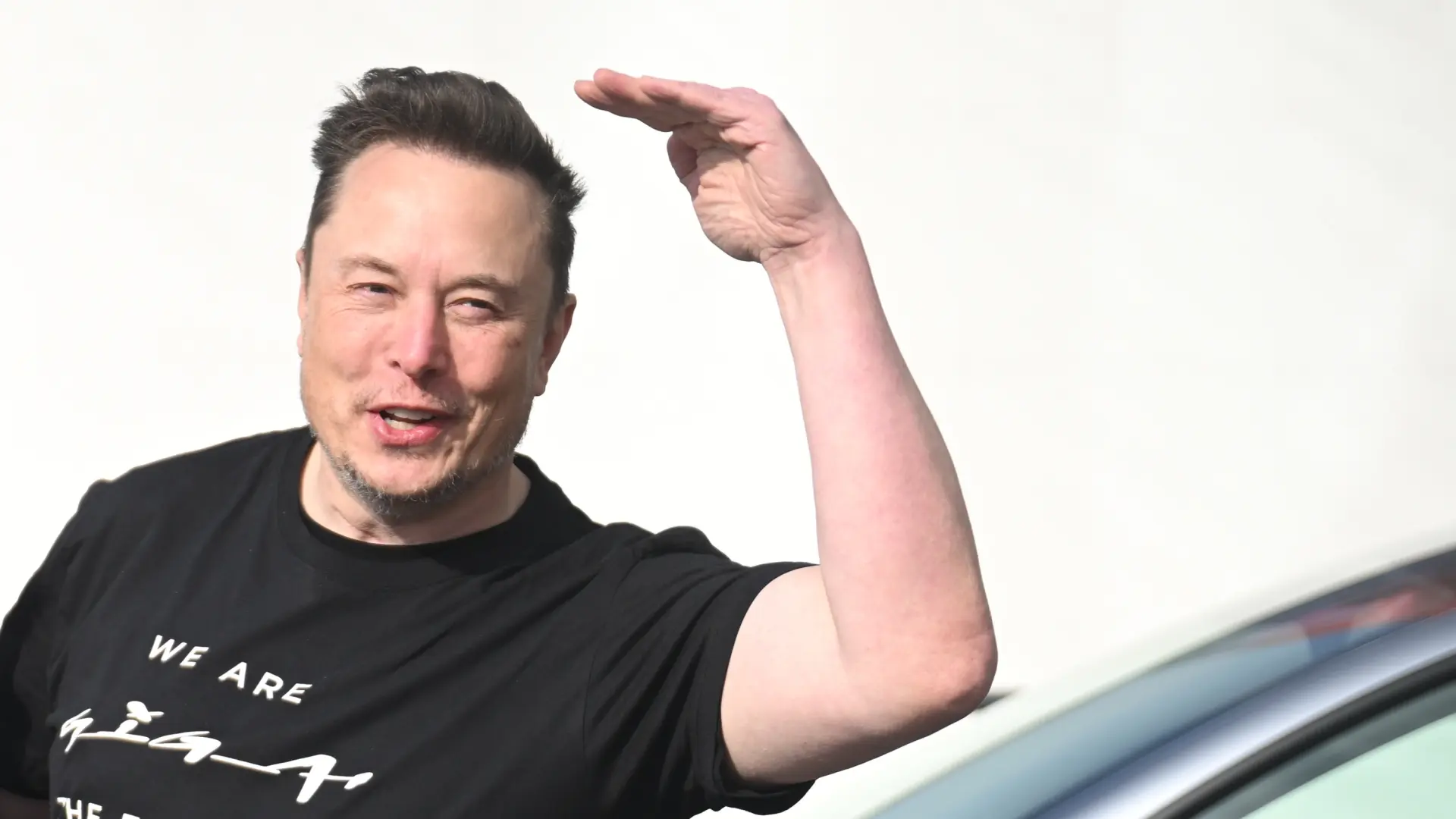 Un juez permite a Musk seguir con su 'lotería' electoral en apoyo a Trump hasta el martes