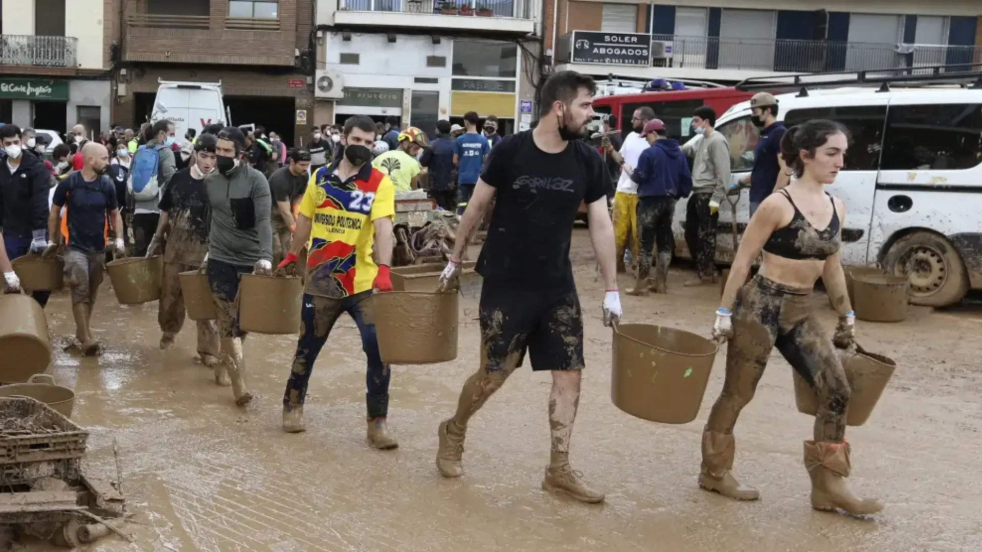 Las infecciones que acechan tras la DANA: precauciones y síntomas a tener en cuenta