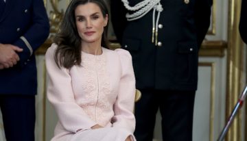 Los mensajes ocultos de los mejores looks de la reina Letizia en 2024 (incluido en vestido de la polémica)