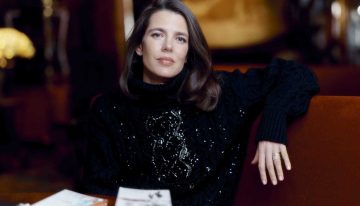 El jersey elegante de lentejuelas de Carlota Casiraghi es todo lo que necesitas esta Navidad