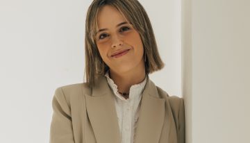 Paula Martín Clares, farmacéutica y nutricionista: «El salmón y los espárragos contribuyen a un pelo más brillante»