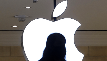 Apple se acerca a los 4 billones de dólares de valor por el impulso de la IA