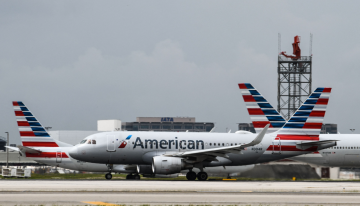 American Airlines suspende todos sus vuelos en EU por problema técnico en ajetreada jornada de Nochebuena