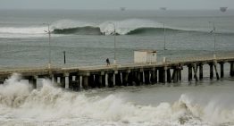 Perú cierra 91 puertos y playas recreativas por fuerte oleaje en su costa