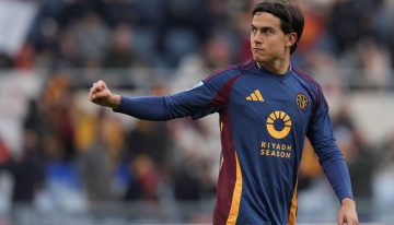 Con un show brillante de Dybala y un penal acertado por Paredes, Roma aplastó a Parma en la Serie A de Italia