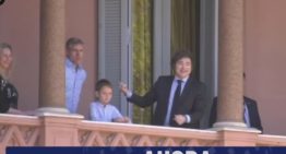 Javier Milei y Martín Palermo, juntos en la Casa Rosada: el Presidente recibió a su viejo ídolo en Boca y saludaron desde el balcón