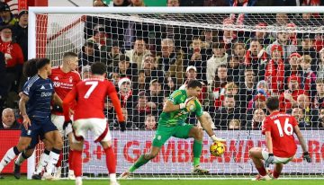 Qué dijo el Dibu Martínez después de ganar el premio a la atajada del mes en la Premier League