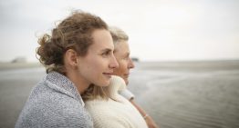 Las mujeres que celebran el 1 de enero así son más felices, según el gurú de la felicidad de Harvard