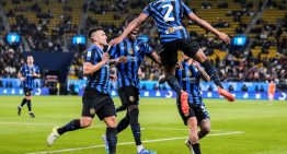 Lautaro Martínez lo buscó por todos lados, pero los goles los encontró Dumfries e Inter venció a Atalanta