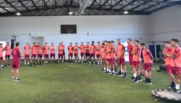 River llegó a San Martín de los Andes y recibió el cariño de multitud antes de comenzar con la pretemporada para un año muy especial