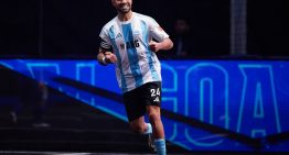 De la mano de dos ex River, Argentina le ganó a Japón y es l primer equipo clasificado en la Kings World Cup Nations