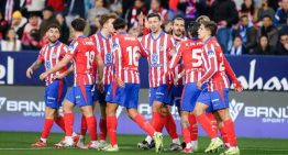 Atlético de Madrid es récord: llegó a la 13ᵃ victoria en fila a 13 años redondos del debut del Cholo Simeone que no pudo entrar a la cancha