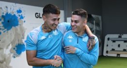 Juanfer Quintero dijo presente en el entrenamiento de Racing mientras resuelve su regreso al fútbol de Colombia