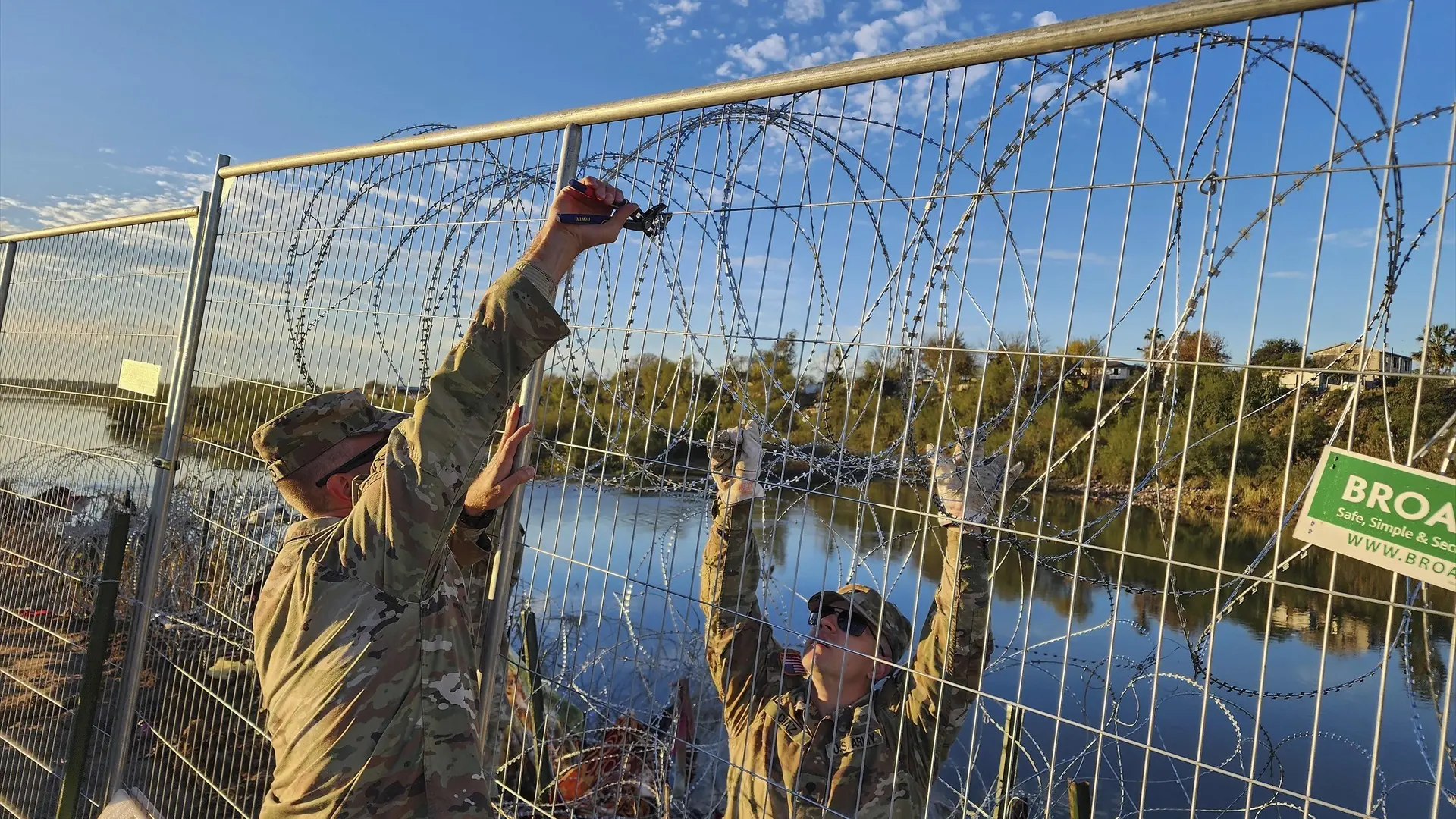 Trump ordena el despliegue de 1.500 militares a la frontera con México