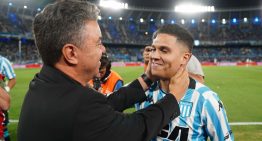 ¿Racing y un cláusula «anti River» para Juanfer Quintero?: los motivos que retrasan la venta del colombiano al América de Cali