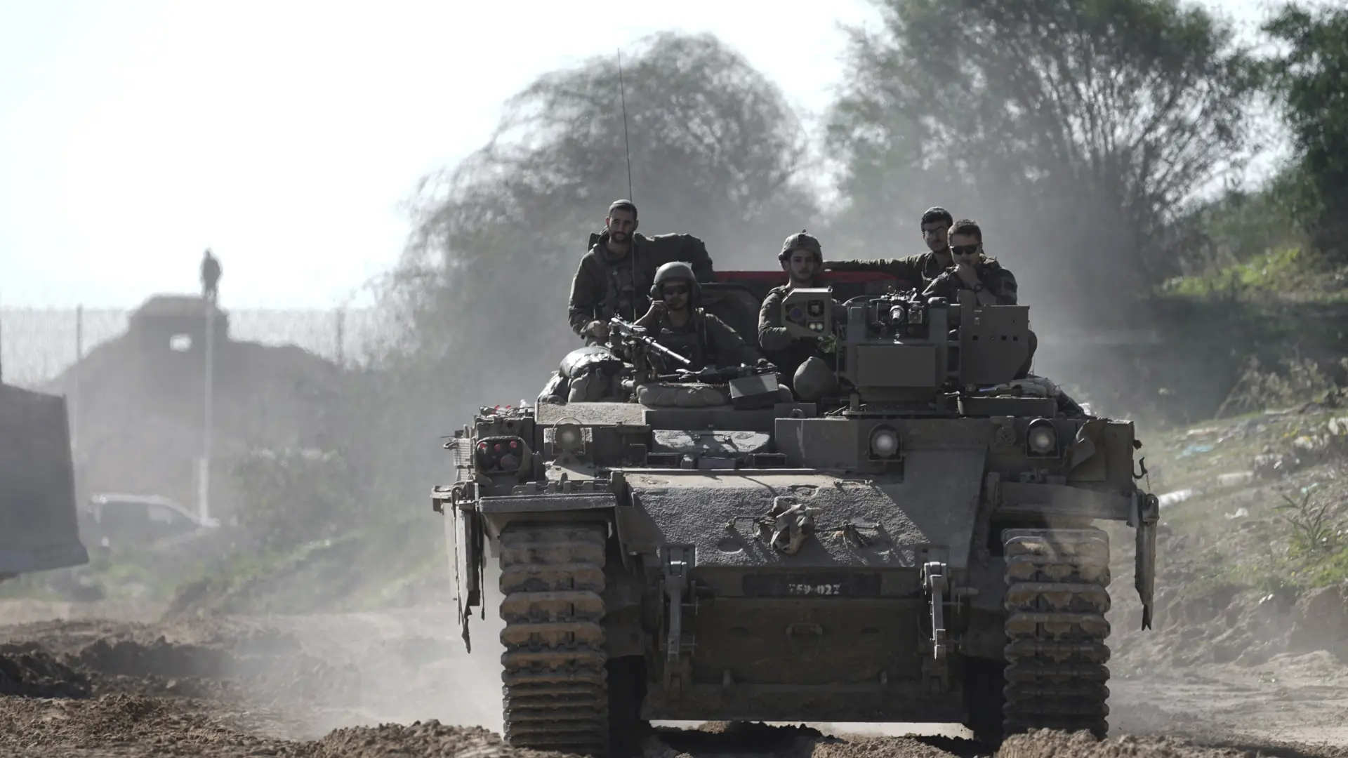 El Ejército israelí se prepara para volver a los combates tras el alto el fuego en Gaza