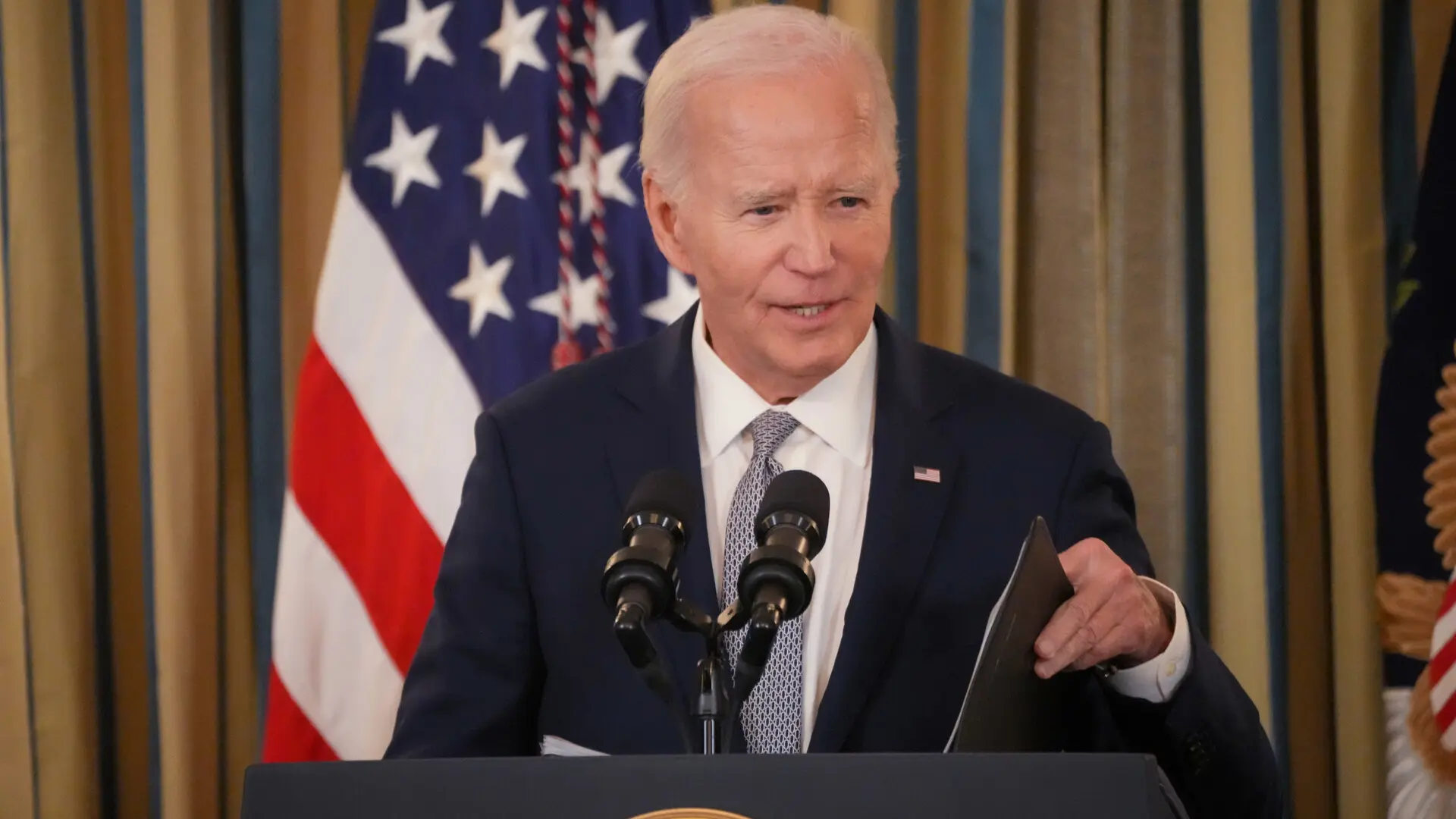 Biden condona la deuda a 150.000 estudiantes más y eleva el total de beneficiados a 5 millones