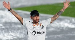 El emotivo regreso de Neymar a Santos: helicóptero bajo la lluvia y una multitud para recibir al «príncipe» que volvió como «O Rei»