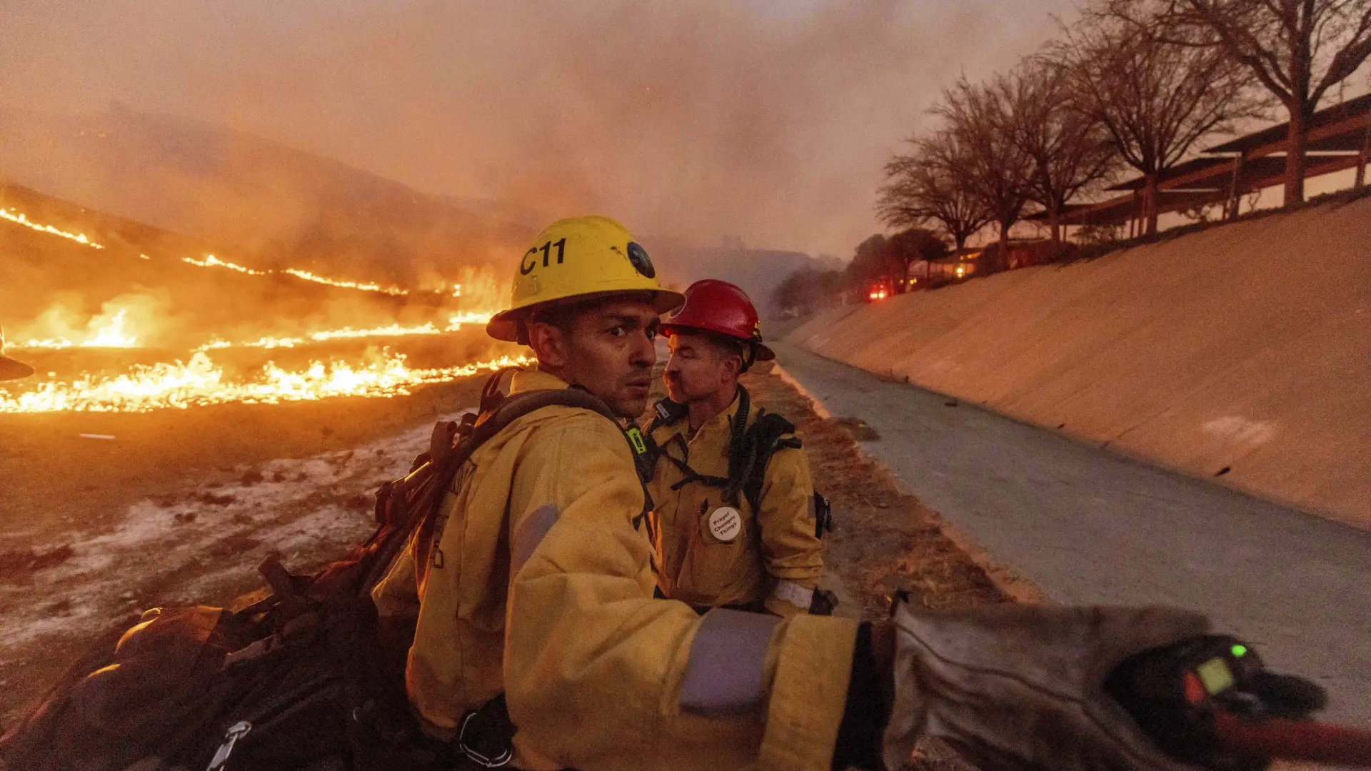 Aumenta a siete la cifra de muertos debido a los incendios que azotan a Los Ángeles