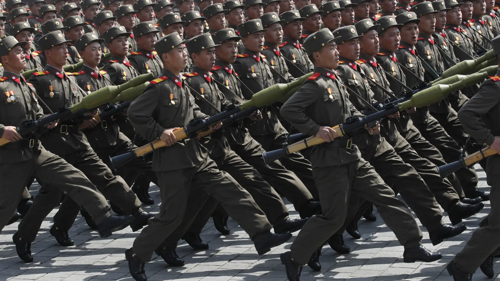 El ejército surcoreano cree que Pionyang prepara el envío de más tropas para luchar en Ucrania