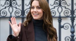 Kate Middleton y su look de oficina con dos prendas tendencia que jamás combinarías juntas