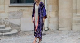 Hoy ha llegado a Parfois el kimono que las que trabajamos en moda queremos para nuestros looks de invitada