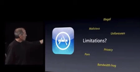 Steve Jobs mostrando las limitaciones de la App Store, incluida la pornografía