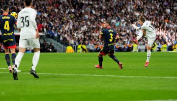 Real Madrid le ganó al Girona y alcanzó al Barcelona en la cima de LaLiga, la tarde en que el Bernabéu fue testigo de un golazo de Luka Modric