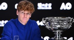 Sigue la polémica por el doping de Jannik Sinner: la AMA explicó por qué una sanción de 1 año hubiese sido «excesiva» y Djokovic explotó por «favoritismo»