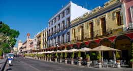 Comercios del centro en Puebla piden extender parquímetros a otras zonas