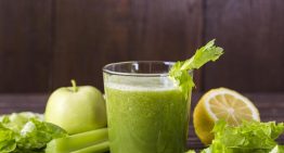 Smoothie de lechuga y manzana: la bebida para empezar con energía el día