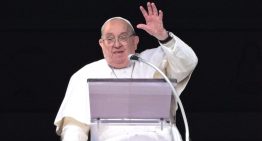 El papa Francisco sale del estado «crítico» pero no dirigirá la misa del Miércoles de Ceniza