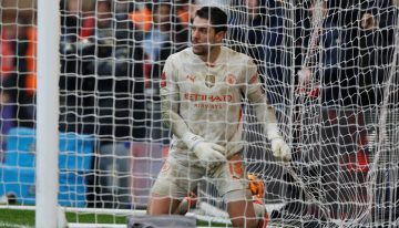 Bombazo en la FA Cup: Leyton Orient sorprende al Manchester City con un zapatazo desde mitad de cancha de Jamie Donley y blooper del arquero Ortega