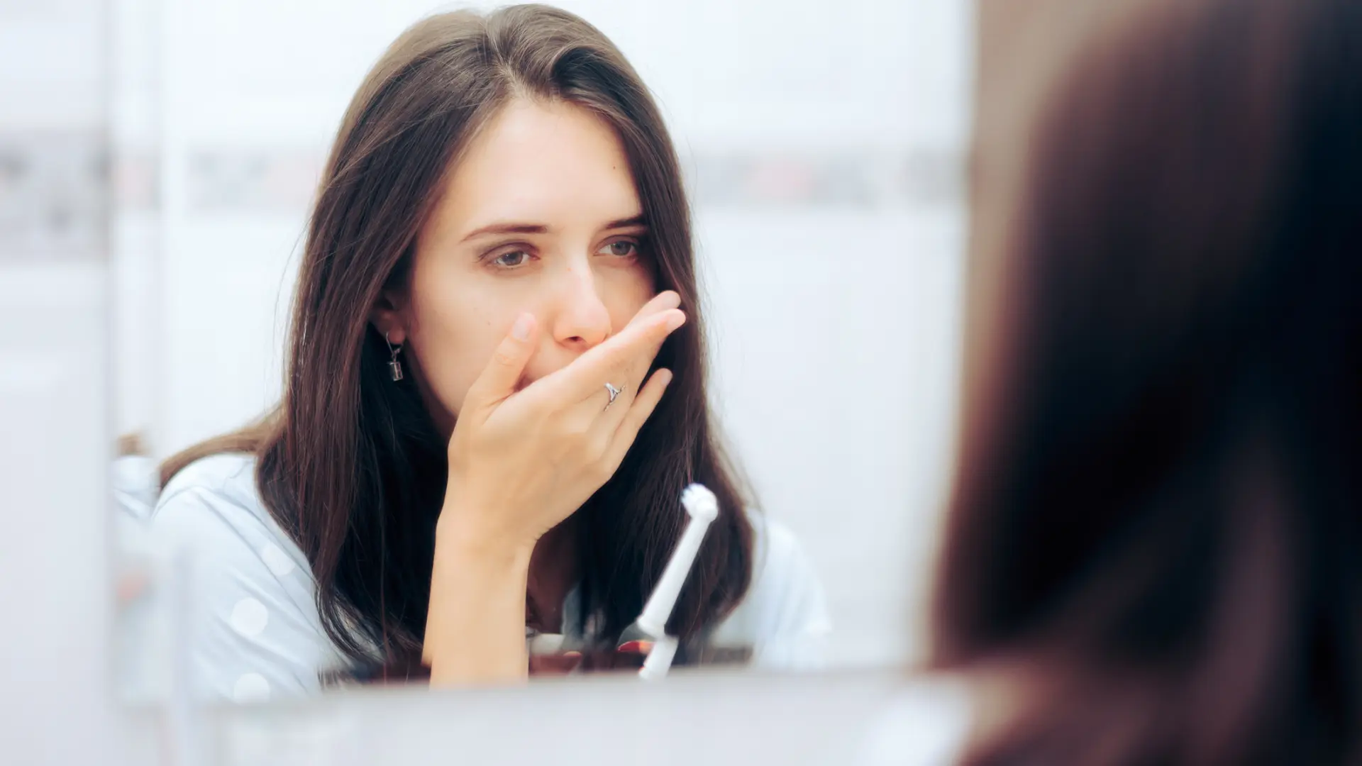 La bebida que ayuda a eliminar el sarro de los dientes de forma rápida y eficaz