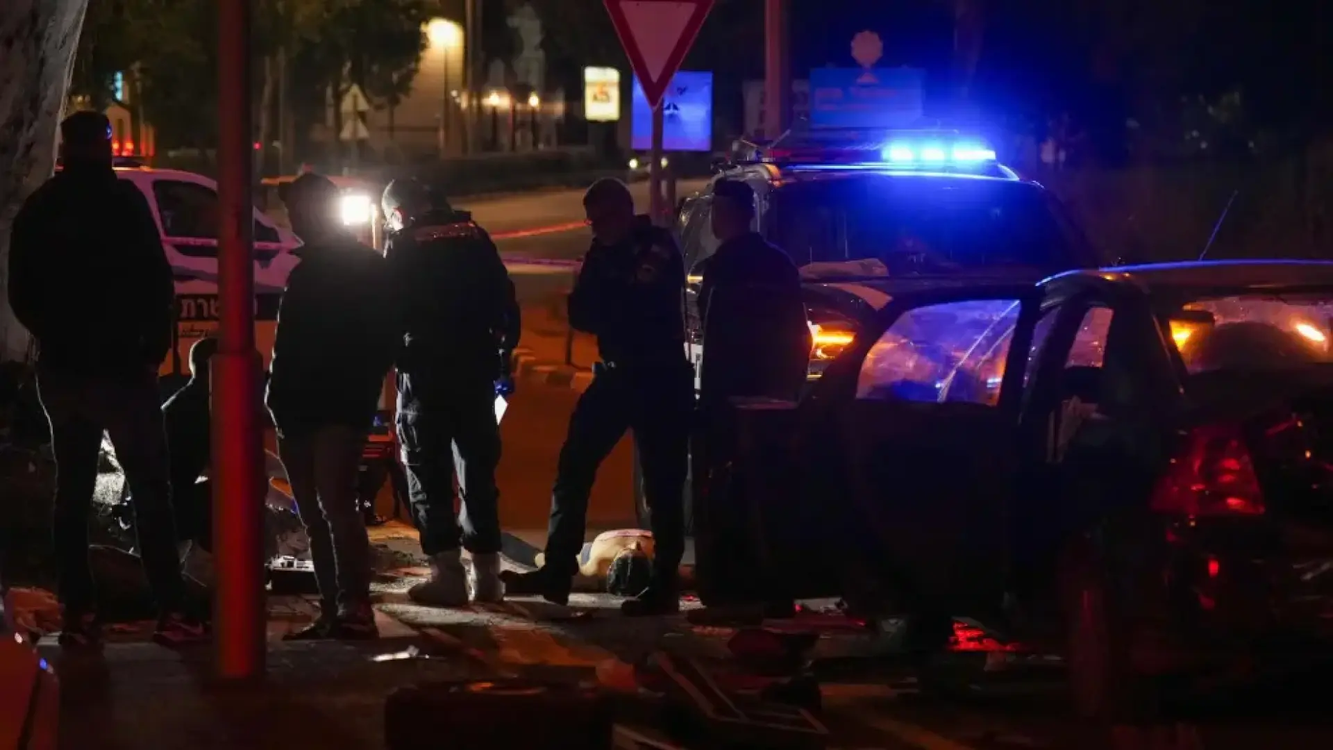 Atropello masivo en Israel: al menos diez heridos, dos graves y uno crítico, tras impactar un coche contra una parada de bus