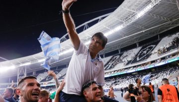 Gustavo Costas, otra vez campeón con Racing para igualar a Pizzuti: tuvo «el mejor regalo» de cumpleaños y prometió ir a ganar la Libertadores