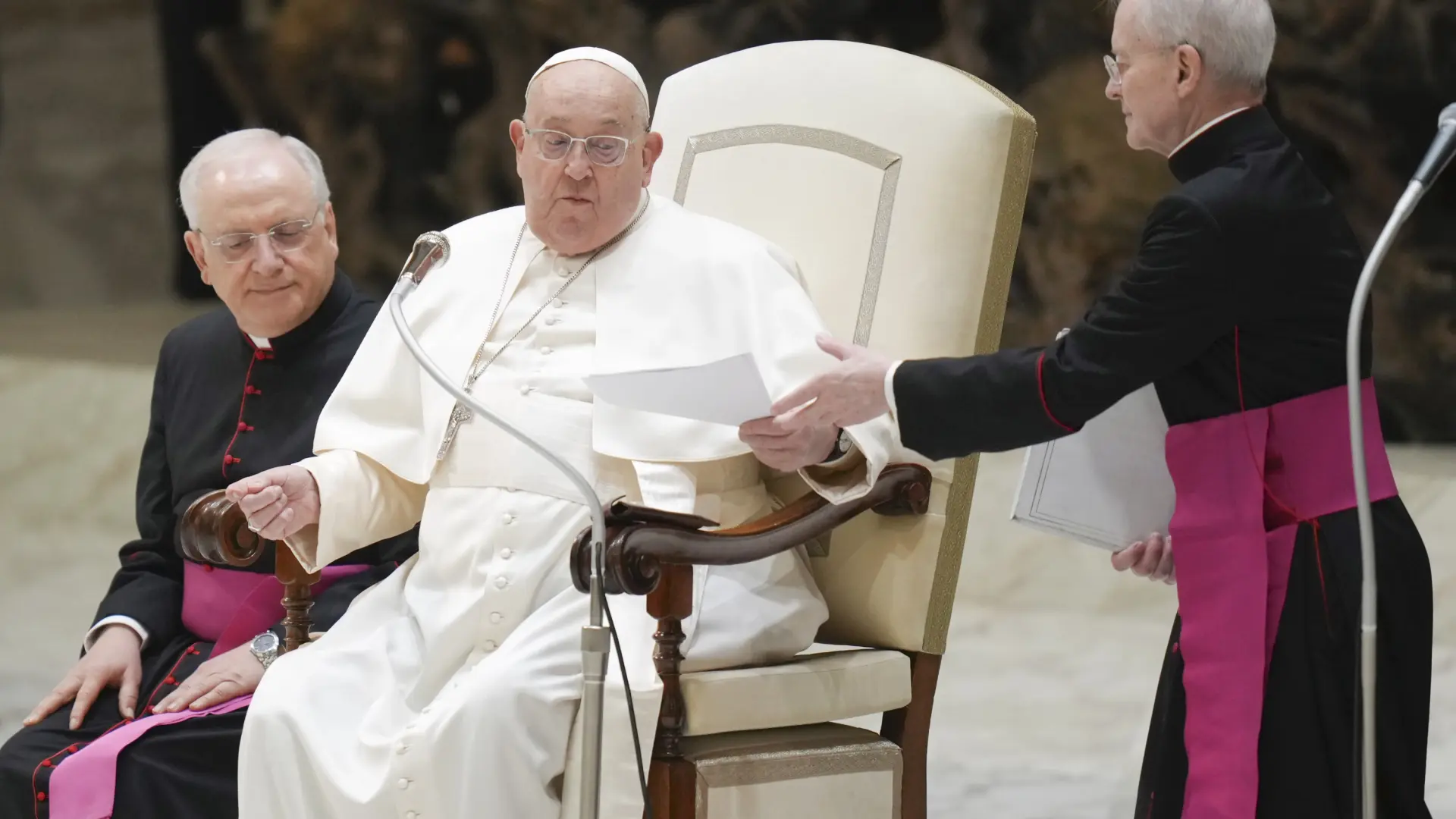 ¿Podría renunciar el papa Francisco? Estos son los posibles escenarios ante su enfermedad