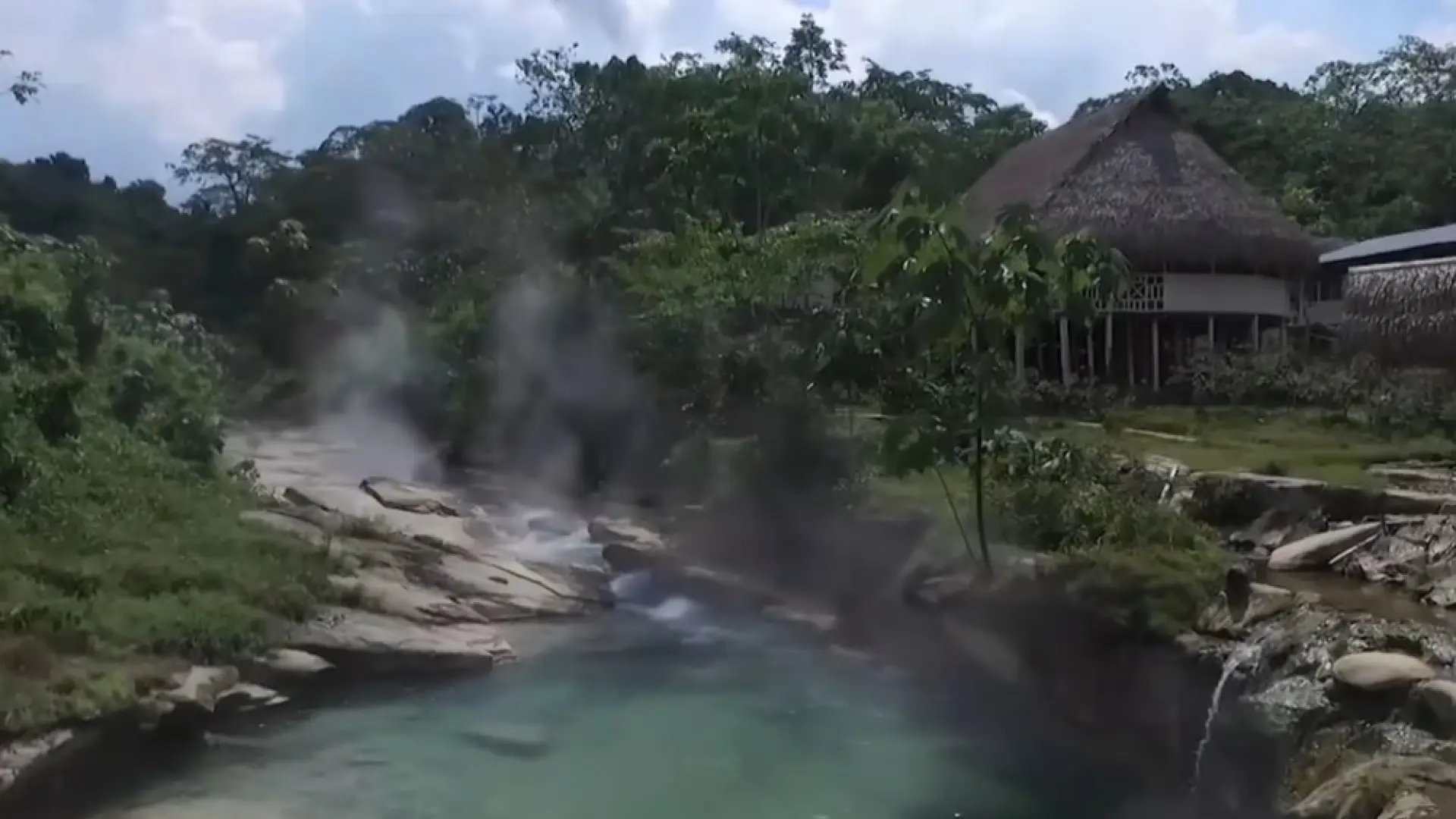 El misterioso río de Perú que es tan caliente que hierve vivas a sus víctimas