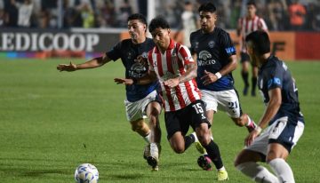 Tras una catarata de goles, Independiente Rivadavia y Estudiantes empataron en Mendoza y se quedaron con las ganas de ser punteros