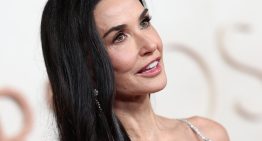 Demi Moore y su vestido con miles de cristales en la alfombra roja de los Oscars que nos ha dejado sin palabras