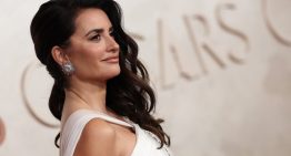 Todo lo que deseamos en los vestidos de novia de 2025 lo tiene el look de Penélope Cruz en los Oscars