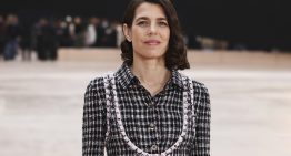 Las chicas Chanel saben cómo vestir elegante en 2025: de Carlota Casiraghi a Inès de la Fressange