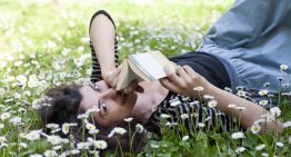 Como experta en libros, estas son las novelas que recomiendo a mis amigas para esta primavera