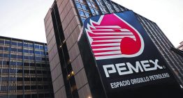 Pemex adelantará la cuarta parte de su deuda a proveedores en marzo y abril