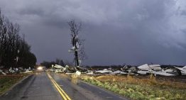 Tornados y tormentas de granizo en Misuri y Arkansas dejan al menos 14 muertos