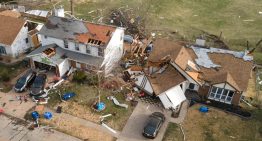 Número de muertos por tornados y tormentas en EU aumenta a 37