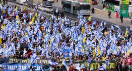 Miles de israelíes se manifiestan contra Netanyahu en Jerusalén