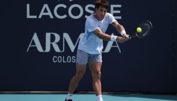 Camilo Ugo Carabelli dio otro golpe y ahora se dará el gustazo de jugar contra Novak Djokovic en el Masters 1000 de Miami